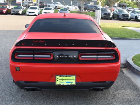 Used 2019 Dodge Challenger R/T Scat Pack w/ Widebody Package RWD image 8