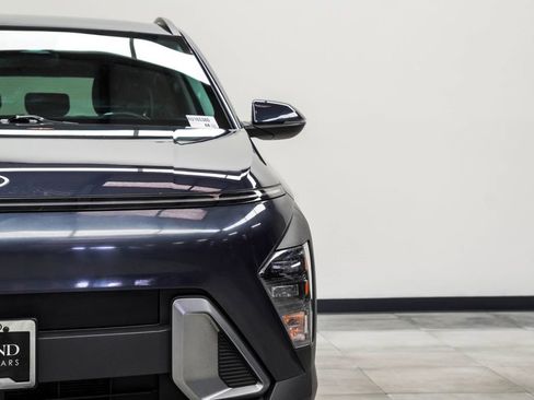 Used 2024 Hyundai Kona SEL AWD/4WD image 4