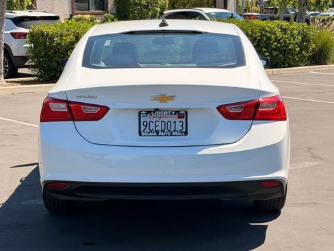 Used 2022 Chevrolet Malibu LS image 6