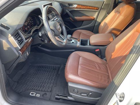 Used 2018 Audi Q5 2.0T Premium Plus w/ Premium Plus Package AWD/4WD image 9