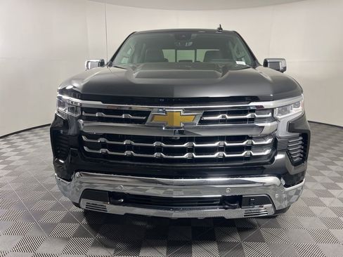 New 2026 Chevrolet Silverado 1500 LTZ w/ LTZ Premium Package AWD/4WD image 7