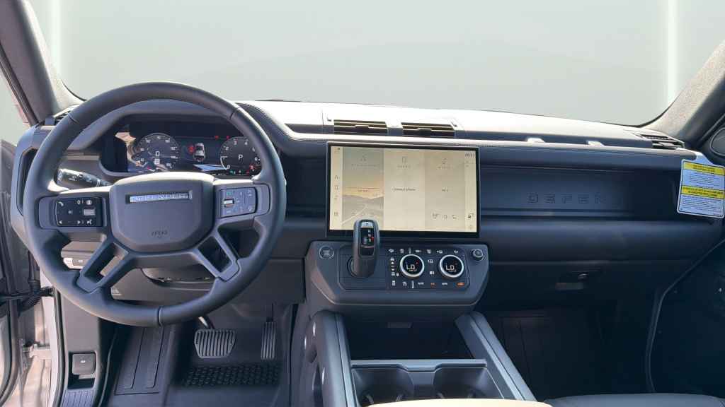 New 2026 Land Rover Defender 110 X-Dynamic SE AWD/4WD image 19