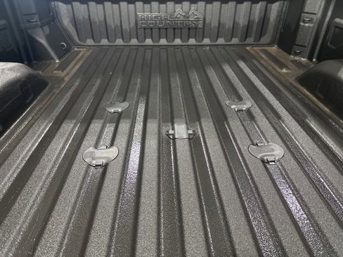 Used 2024 Chevrolet Silverado 3500 High Country w/ Technology Package image 33