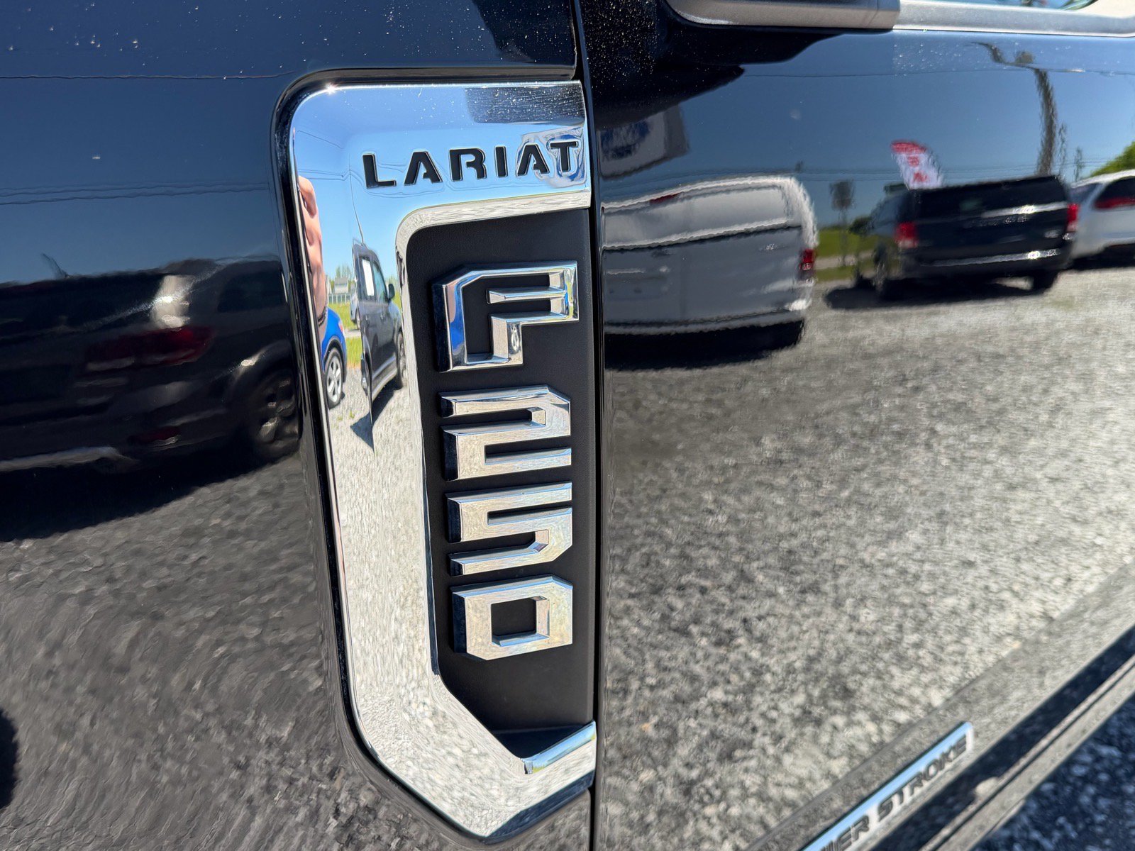 Used 2020 Ford F250 Lariat w/ Lariat Ultimate Package AWD/4WD image 14