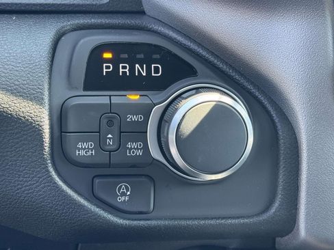 New 2026 RAM 1500 Express AWD/4WD image 8