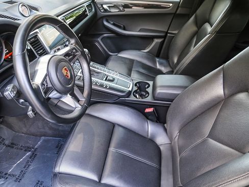 Used 2018 Porsche Macan S AWD/4WD image 17