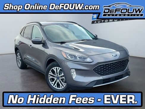 Used 2022 Ford Escape SEL image 1