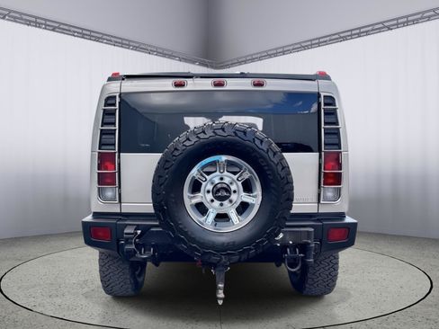 Used 2005 HUMMER H2 w/ Preferred Equipment Group AWD/4WD image 26