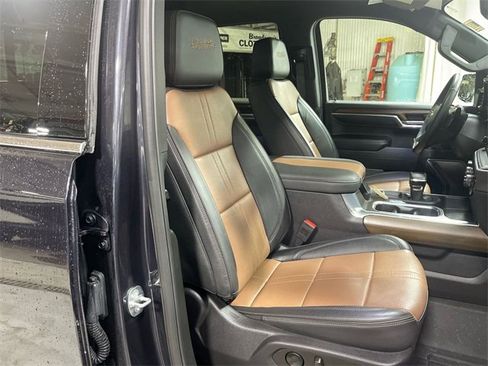Used 2024 Chevrolet Silverado 1500 High Country w/ Technology Package image 23