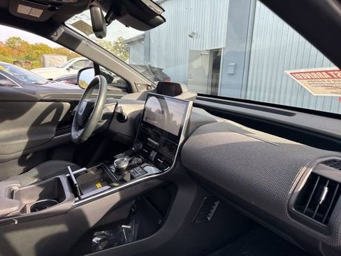 Used 2023 Toyota bZ4X XLE image 10