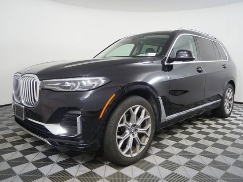 Used 2020 BMW X7 xDrive40i w/ Premium Package AWD/4WD image 7