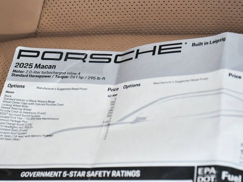 Used 2025 Porsche Macan image 59