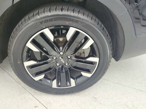 Used 2023 Kia Telluride SX AWD/4WD image 29