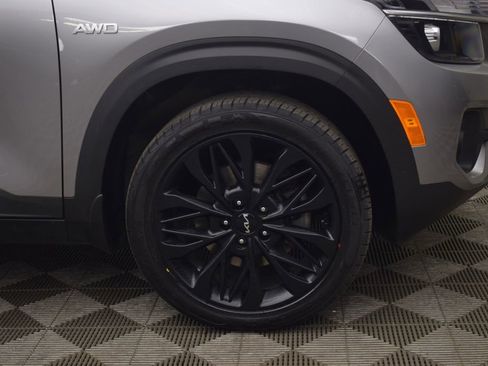 Used 2022 Kia Seltos Nightfall Edition image 30