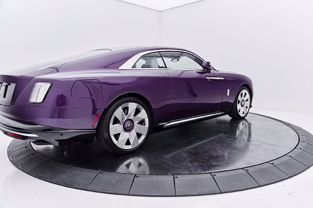 Used 2024 Rolls-Royce Spectre w/ Spectre Launch Package AWD/4WD image 13