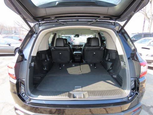 Certified 2025 Honda Pilot EX-L image 11