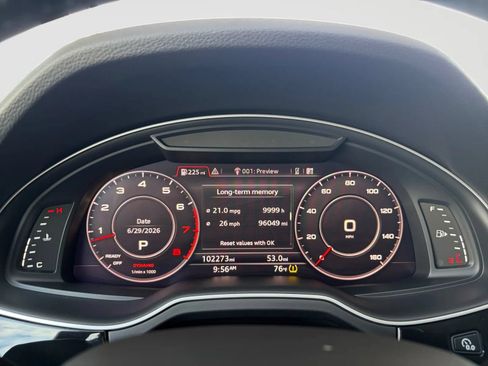 Used 2017 Audi Q7 3.0T Premium Plus AWD/4WD image 34