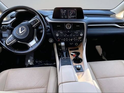 Used 2022 Lexus RX 350L Premium w/ Premium Package AWD/4WD image 18