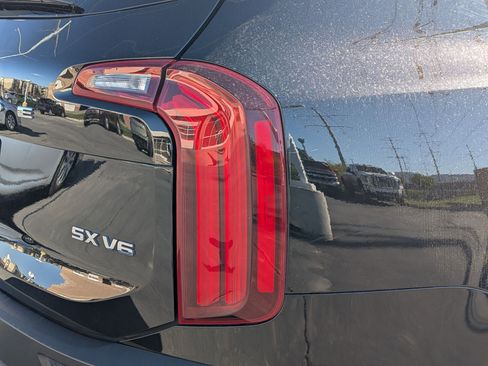 Used 2021 Kia Telluride SX w/ SX Prestige Package AWD/4WD image 11