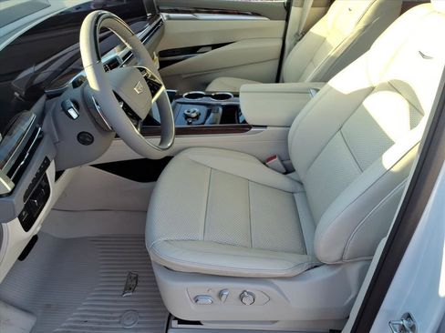 New 2026 Cadillac Escalade Platinum Sport image 5