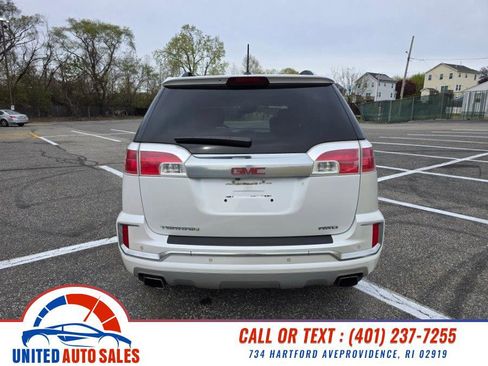Used 2016 GMC Terrain Denali AWD/4WD image 4