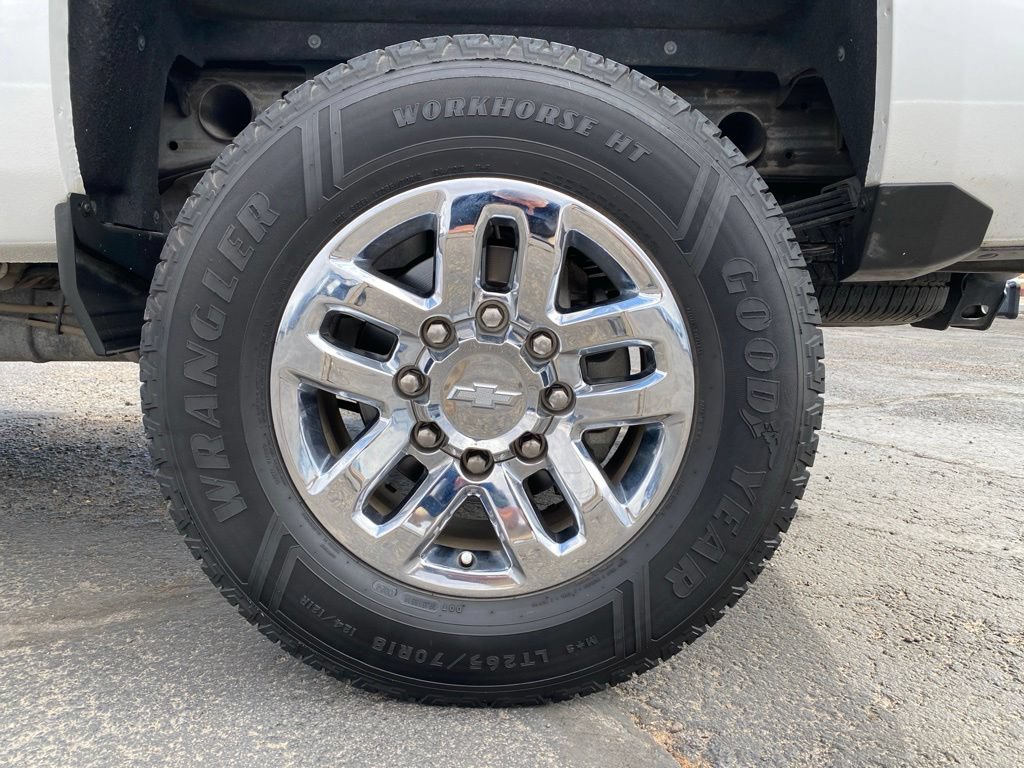 Used 2019 Chevrolet Silverado 2500 LTZ w/ Duramax Plus Package AWD/4WD image 25