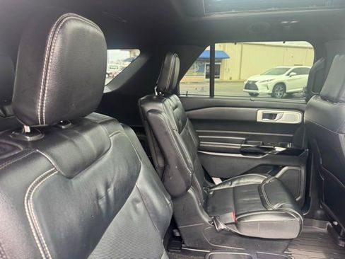 Used 2021 Ford Explorer ST w/ Equipment Group 401A AWD/4WD image 42