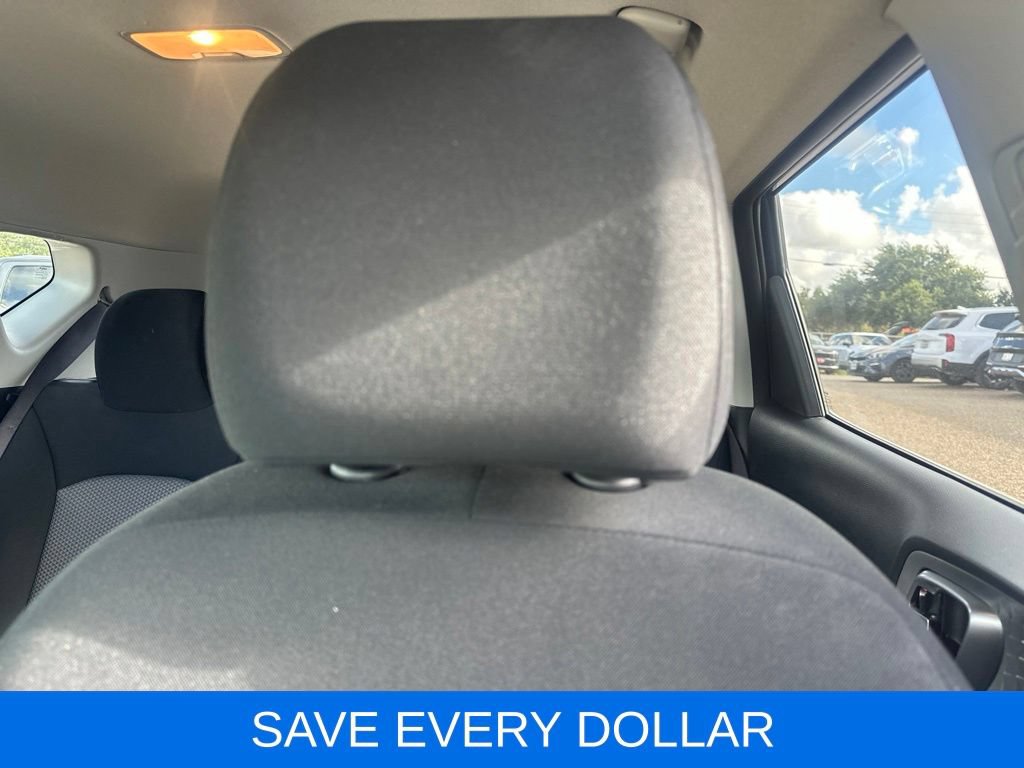 Used 2023 Kia Soul LX w/ Option Group 015 FWD image 9