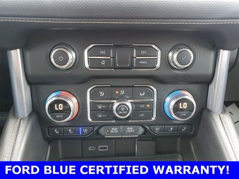 Used 2021 GMC Yukon SLT image 30