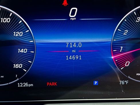 Used 2025 Mercedes-Benz GLE 450 4MATIC image 25