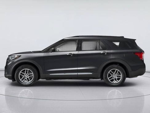 Certified 2026 Ford Explorer Active RWD image 36