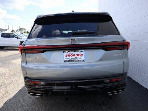 New 2026 Buick Enclave Sport Touring w/ Power Package image 6