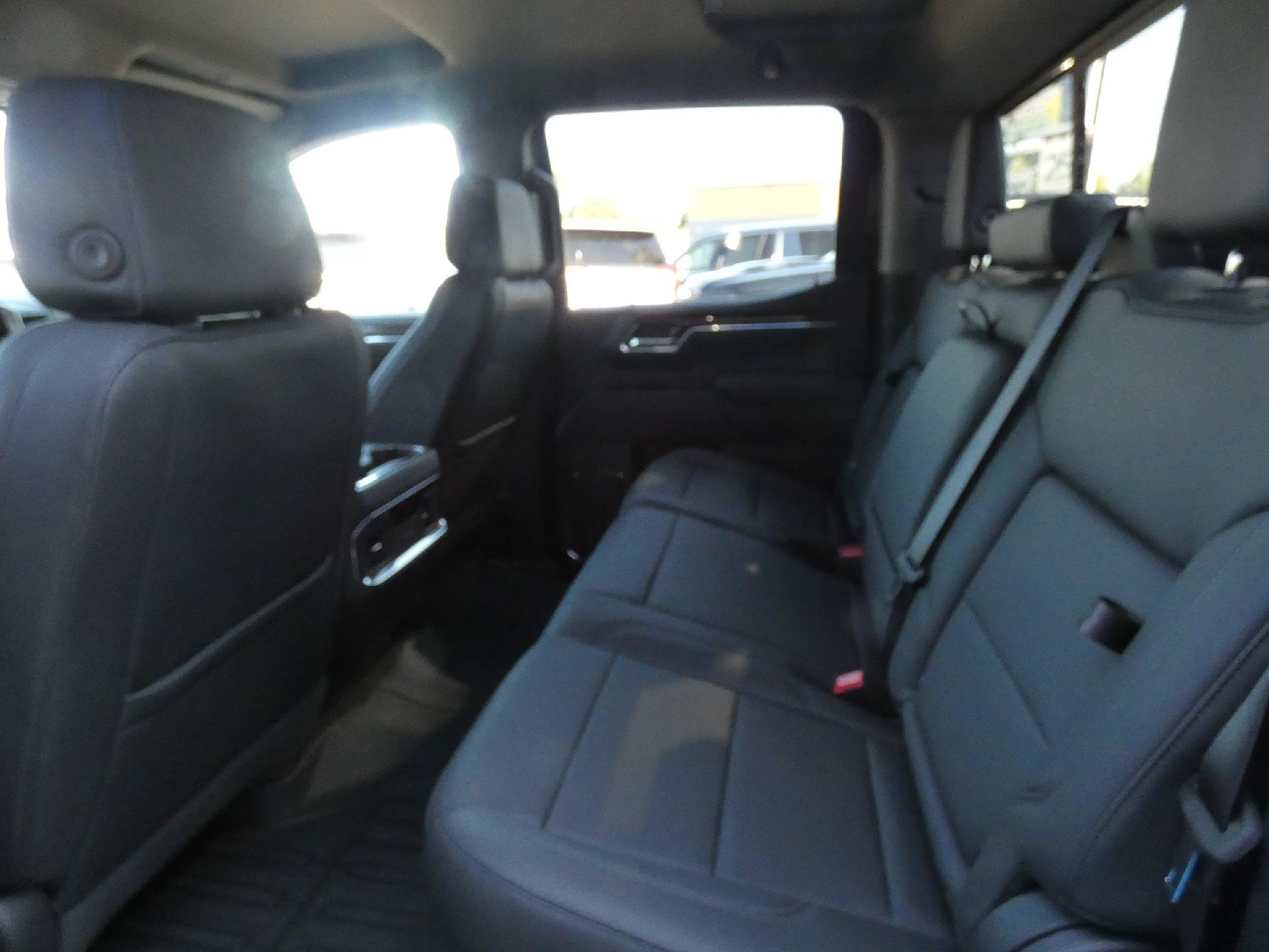 New 2026 GMC Sierra 1500 Elevation w/ Elevation Premium Package AWD/4WD image 13