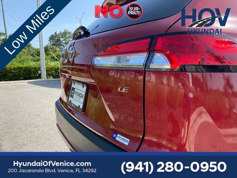 Used 2024 Toyota Corolla Cross LE w/ Moonroof Package FWD image 42