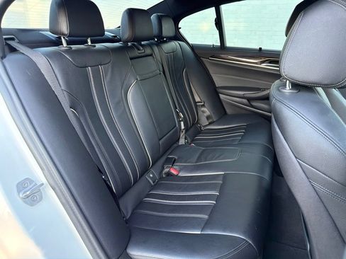 Used 2018 BMW 540i RWD image 11