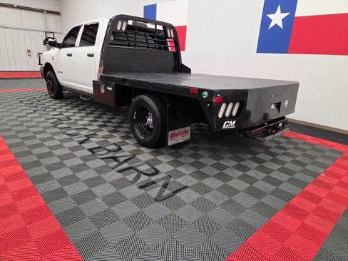 Used 2020 RAM 3500 Tradesman w/ Chrome Appearance Group AWD/4WD image 5