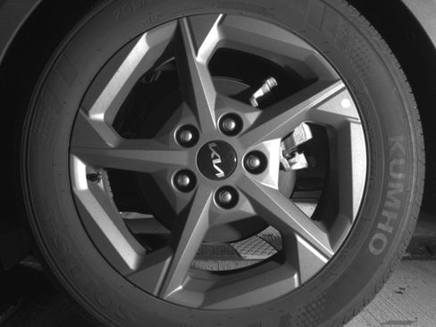 Used 2025 Kia K4 LXS image 14