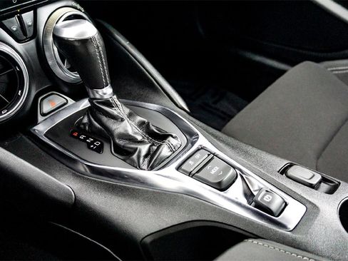 Used 2023 Chevrolet Camaro LT image 25