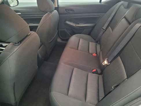 Used 2024 Nissan Altima 2.5 SV image 18