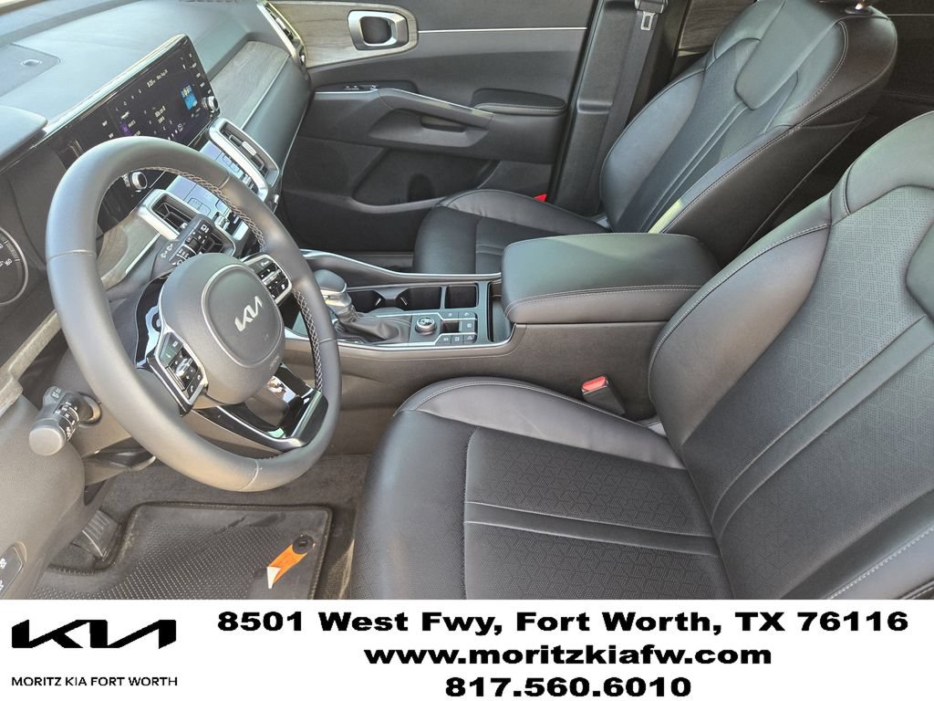 Used 2022 Kia Sorento EX FWD image 11