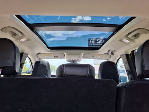 Used 2025 Ford Escape Platinum AWD/4WD image 29