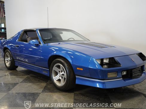 Used 1989 Chevrolet Camaro IROC-Z RWD image 17