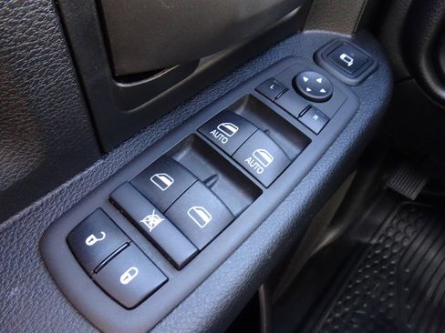 Used 2024 RAM 3500 Tradesman image 25