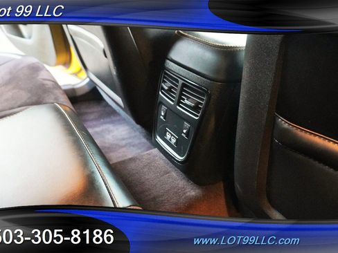 Used 2017 Dodge Charger R/T image 34