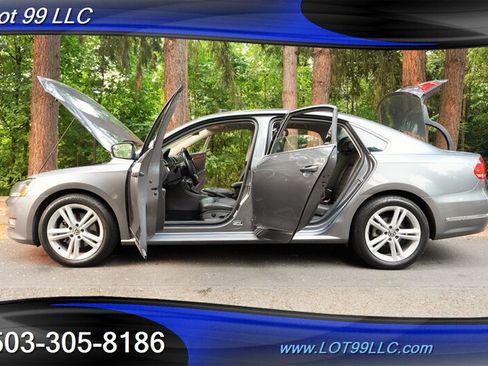 Used 2013 Volkswagen Passat TDI SEL Premium FWD image 25