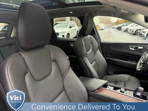 Certified 2023 Volvo XC60 B5 Plus AWD/4WD image 31