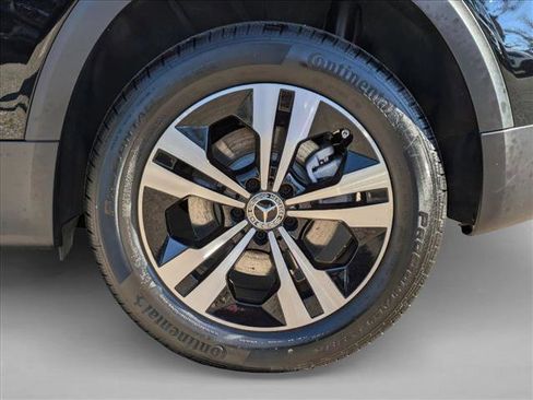 Certified 2025 Mercedes-Benz GLB 250 image 22