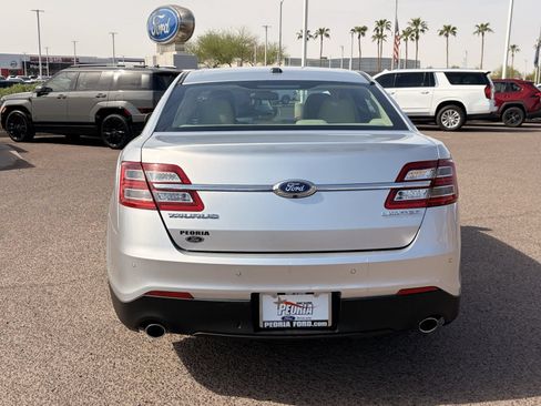 Used 2019 Ford Taurus Limited FWD image 4