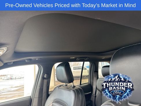 Used 2024 Jeep Grand Cherokee Limited image 15