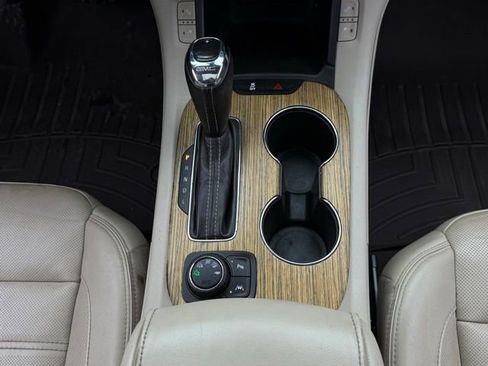 Used 2017 GMC Acadia Denali w/ Technology Package image 32